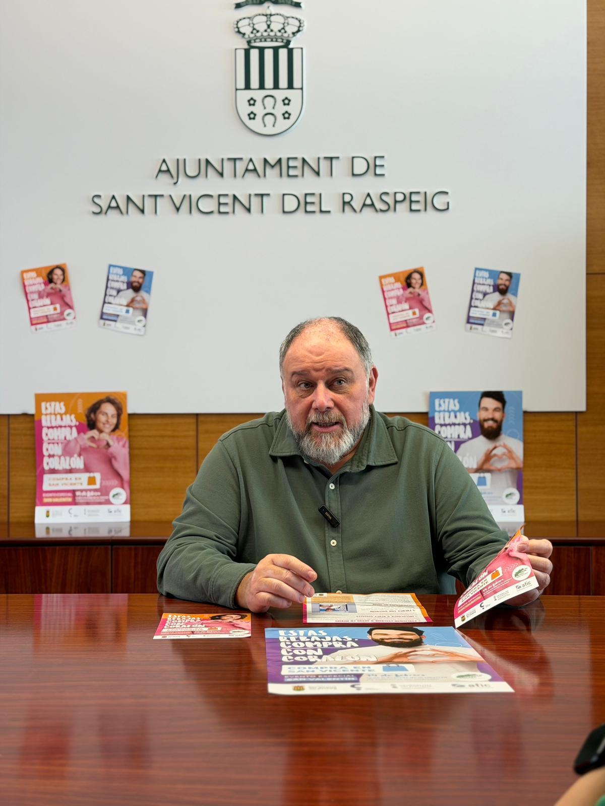 El concejal de Comercio, Vicente Pastor
