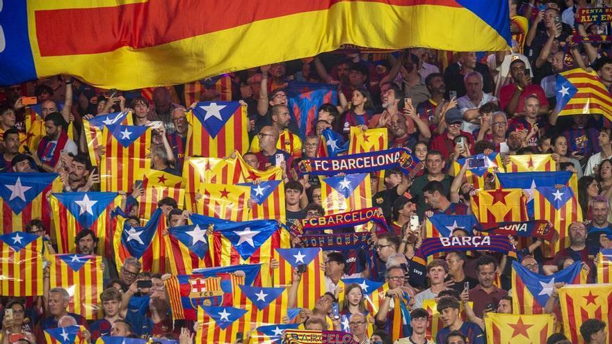 LaLiga denuncia i canti di "puta España" al Camp Nou e di "puta Cataluña" al Metropolitano