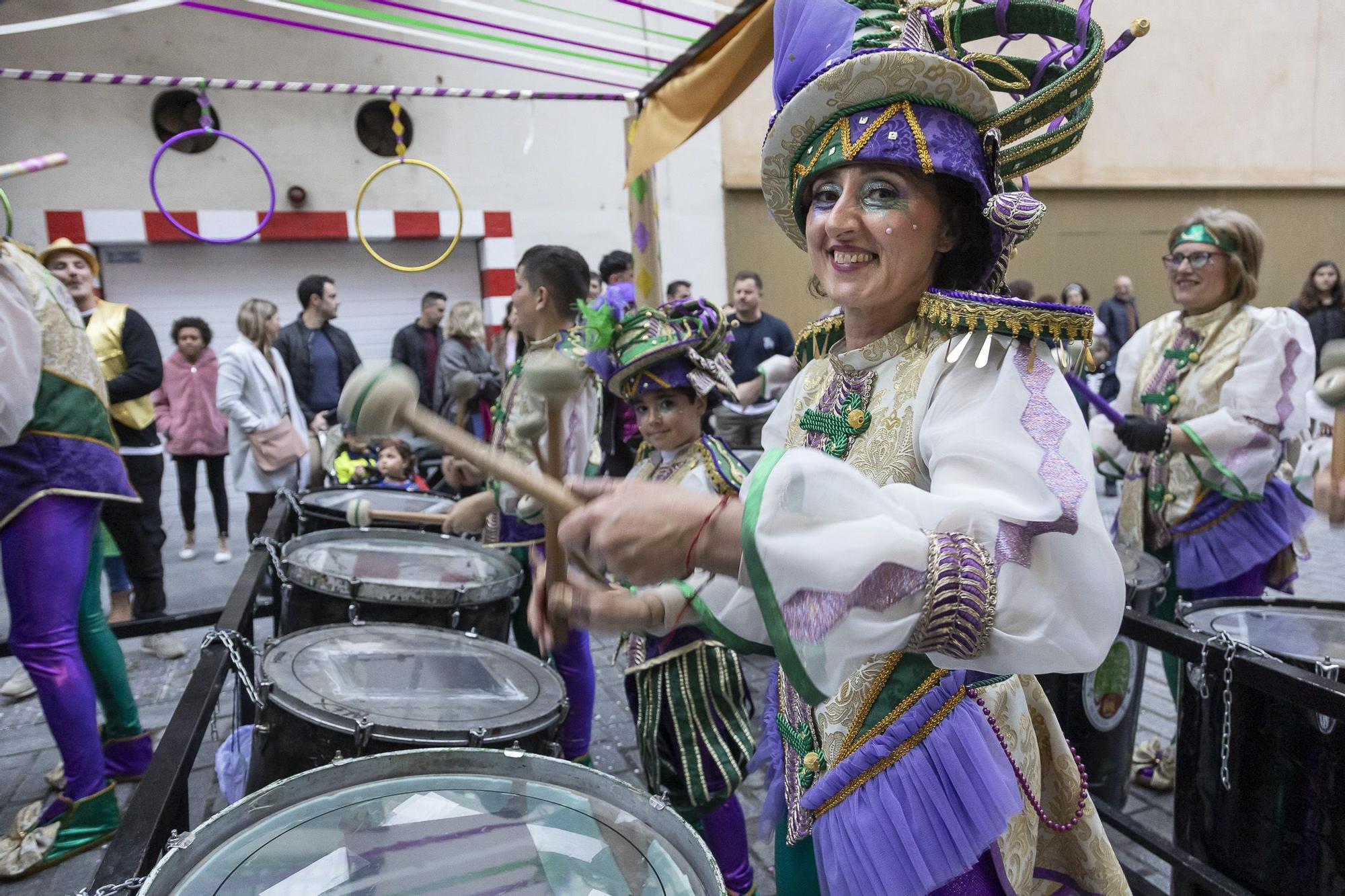 La quema de la sardina pone el broche al Carnaval Romano de Mérida