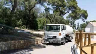 La Ribera se prepara ante las altas temperaturas: Camiones-cisterna para humedecer la vegetación o espacios con sombra