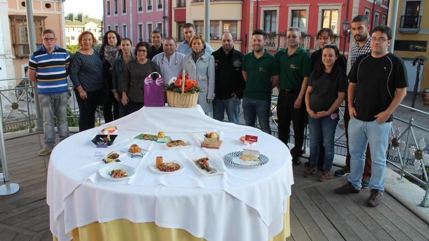 Un momento de la presentación del V Certamen de pinchos de Noreña, celebrada el pasado jueves 22.