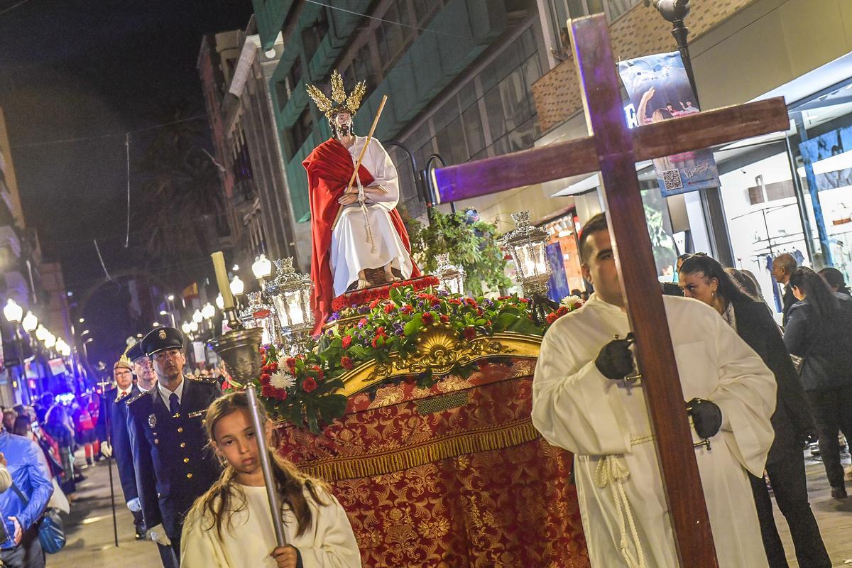 Procesion de Los Dolores de Triana Procesion de Los Dolores de Triana