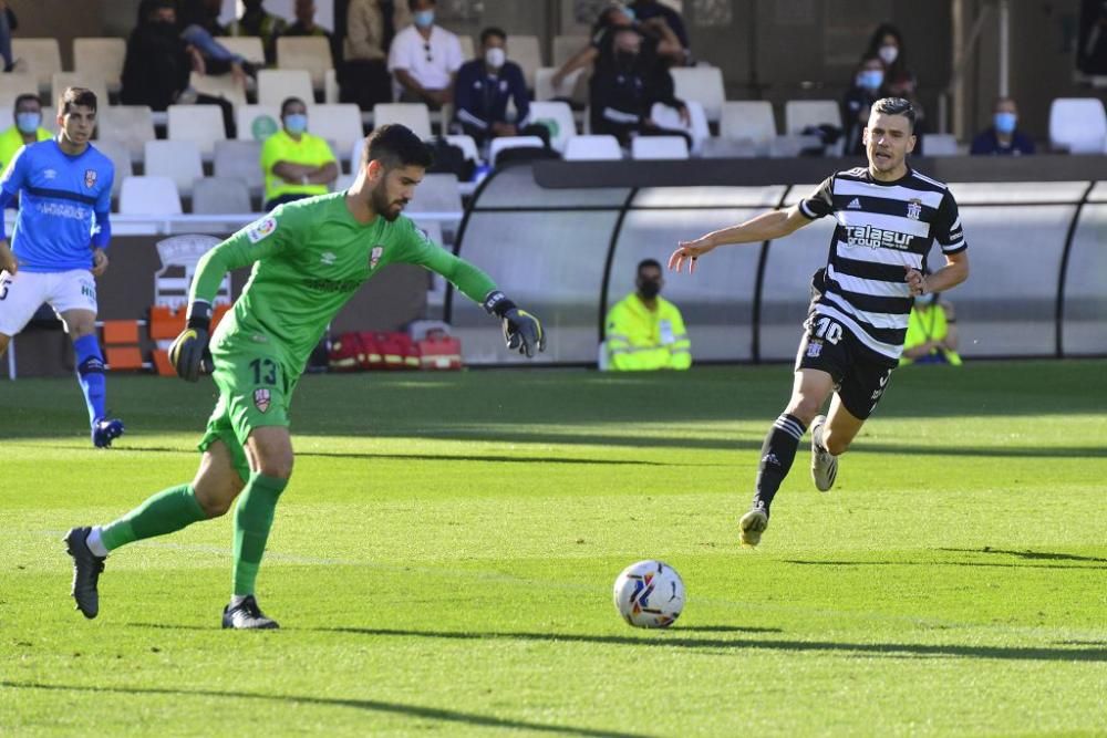 El Logroñés frena la dinámica positiva del FC Cartagena