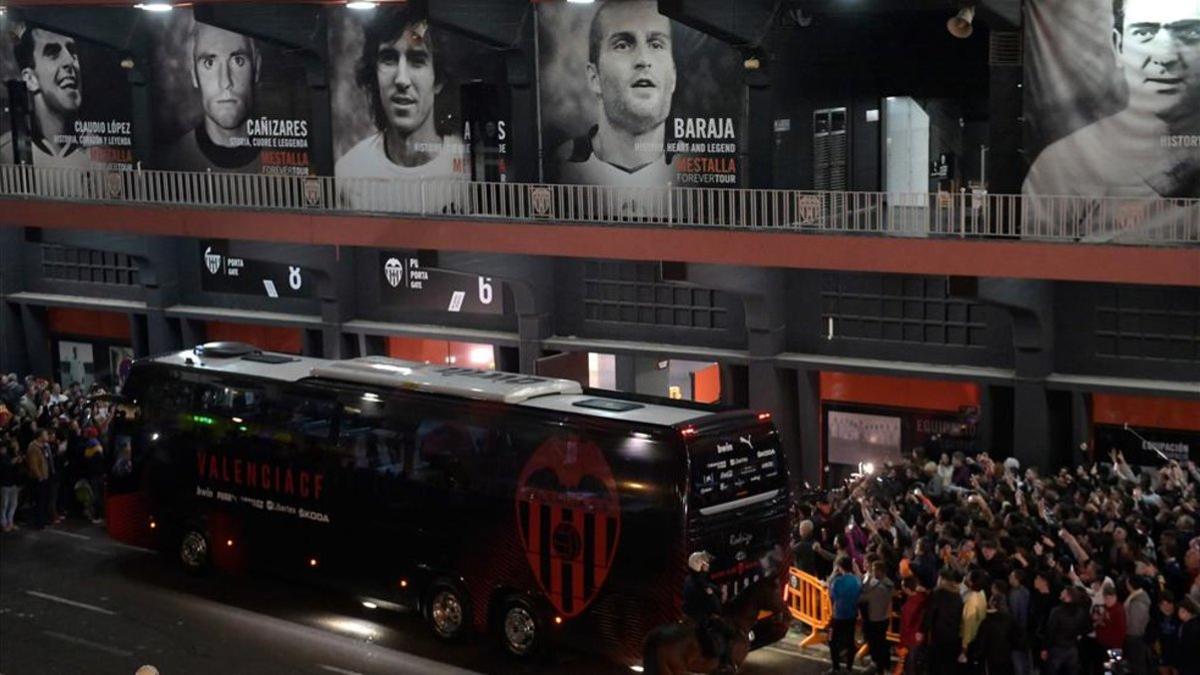 El Valencia - Atalanta del 10 de marzo causó aglomeraciones fuera de Mestalla