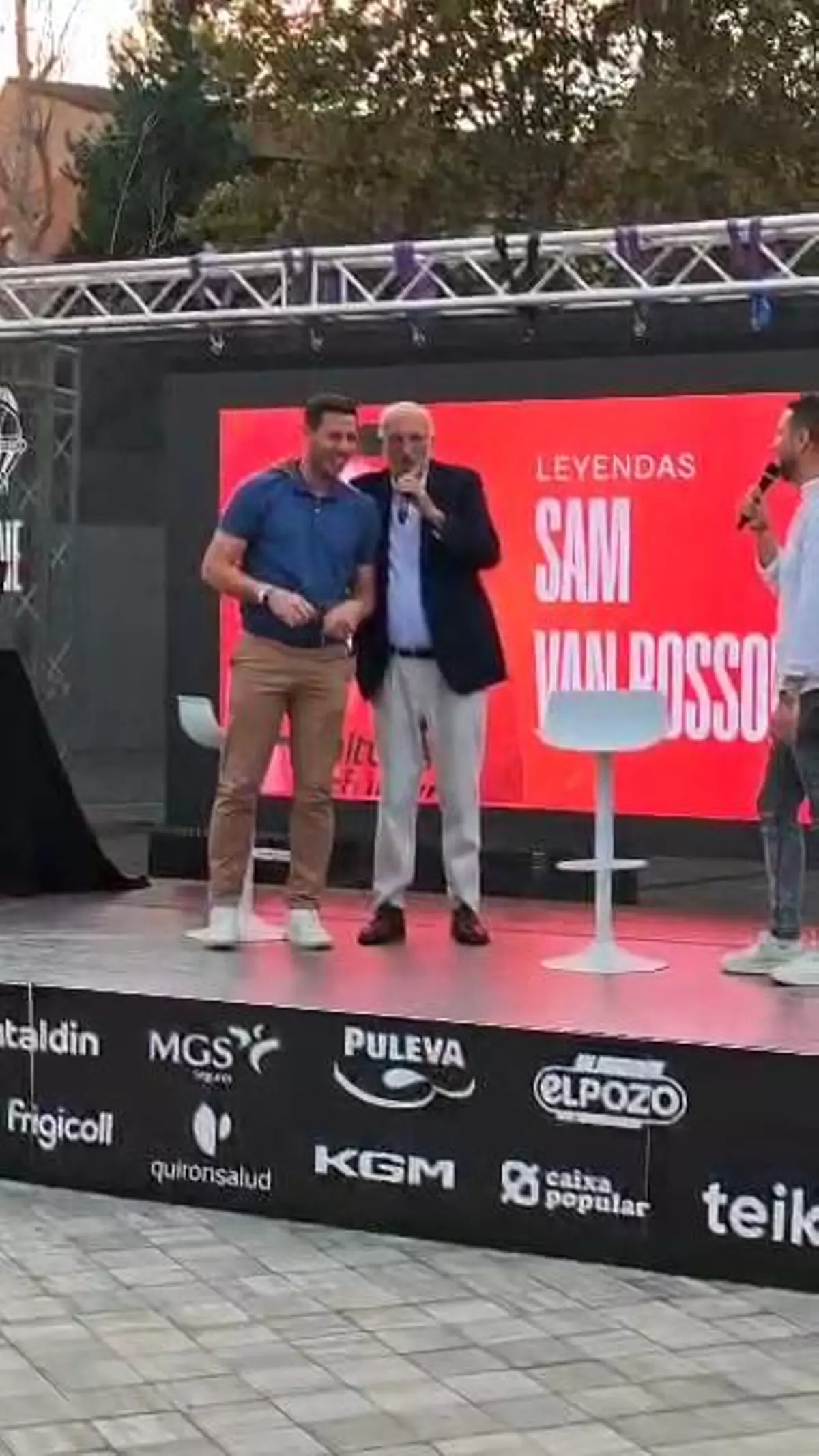 El mensaje de Juan Roig a la afición antes del debut en el Roig Arena