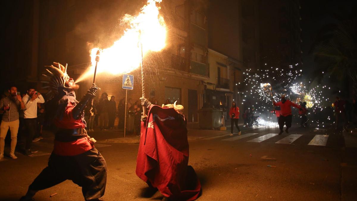 Una de las actividades de correfoc celebradas en la Magdalena del 2019.