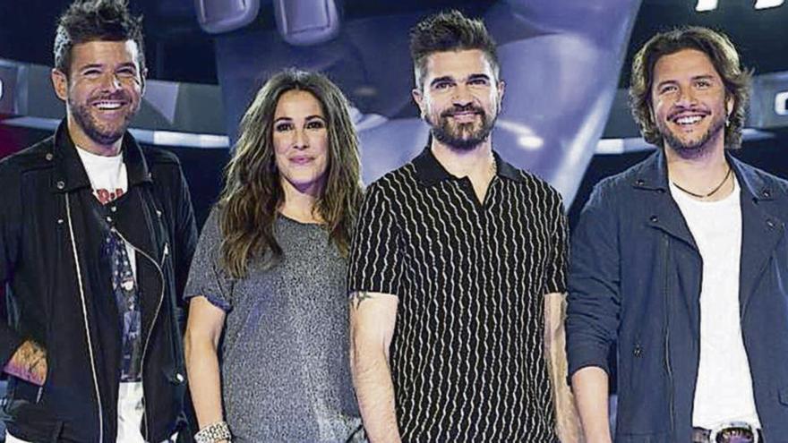 Pablo López, Malú, Juanes y Manuel Carrasco, ayer, en la presentación del programa. // Telecinco