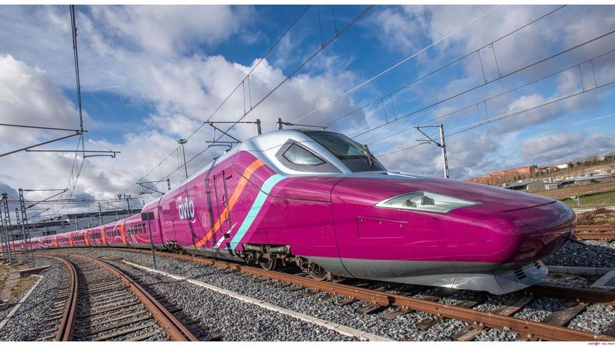 El Avlo, tren &quot;low cost&quot; de Renfe, llega a Elche para viajar hacia Madrid a partir de esta fecha