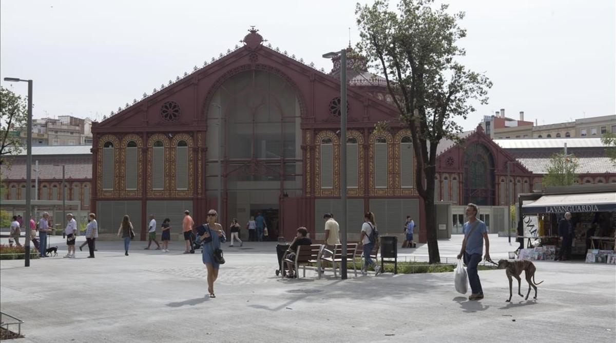 zentauroepp43768316 barcelona 15 06 2018 ambiente en el mercat de sant antoni ca180807165808