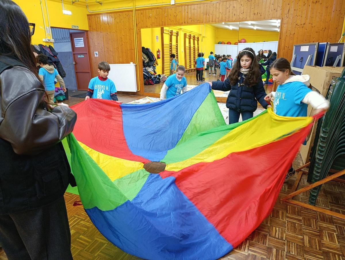 Luz y color ponen la diversión en Llanera