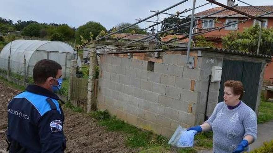 Sanxenxo destaca las innumerables muestras de solidaridad para la confección de 22.000 mascarillas