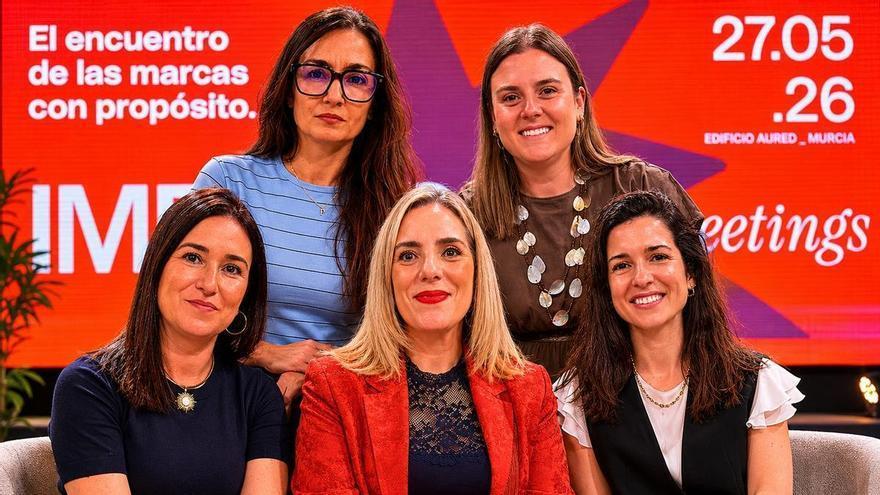 El primer ‘Impacta Meeting’ reúne en la UMU a cinco mujeres directivas para debatir sobre la esencia, el propósito y el impacto social de sus marcas