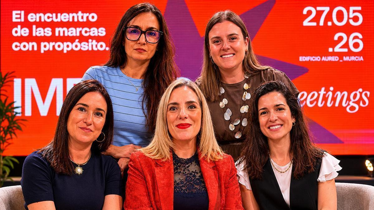 Directivas de Estrella de Levante, Pikolinos, Hero, Muñecas Famosa y Chocolates Valor.