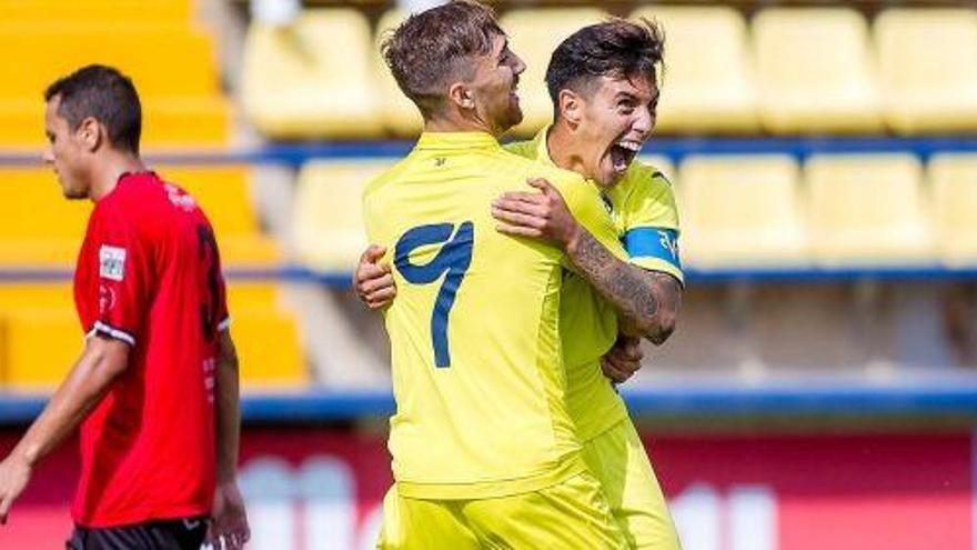 El Villarreal B disfruta y hace disfrutar ante el Formentera (3-2)