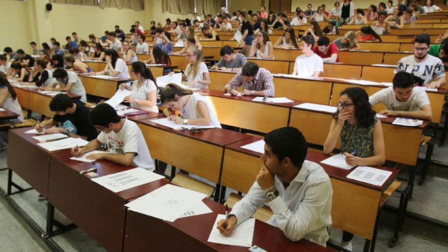 Exámenes de selectividad realizados en las Facultad de Medicina el pasado mes de junio.