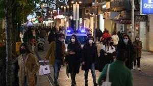 Ambiente navideño en una calle de Galicia