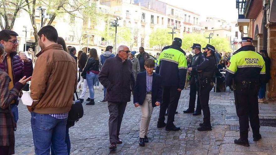 Interior pide a la Policía Local de Plasencia que haya más policías en las zonas comerciales