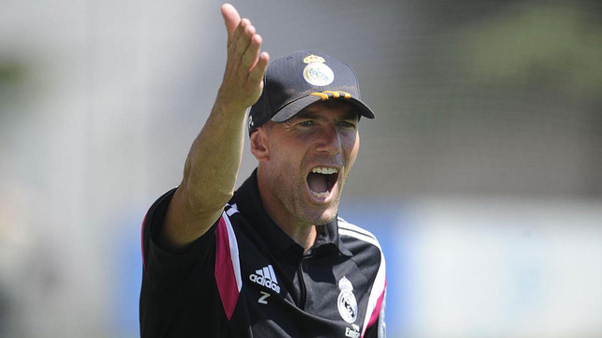 Zinedine Zidane, durante un entrenamiento del Madrid Castilla