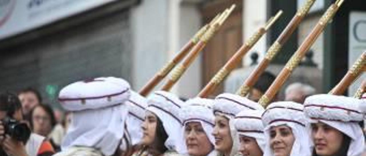 El Ayuntamiento instará al Casal a garantizar la plena igualdad de las mujeres en las Fiestas