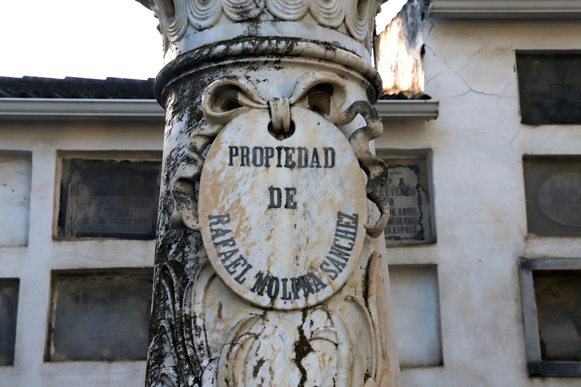 Un recorrido por la historia de Córdoba en el cementerio de La Salud