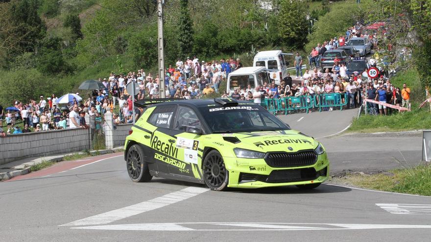 Palacio gana el rallye de Tineo al averiarse el coche de Mora