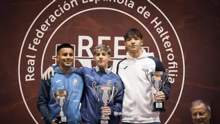 El Club Halterofilia Cullera brilla en los Autonómicos Sub-15 y Sub-17 con 24 medallas