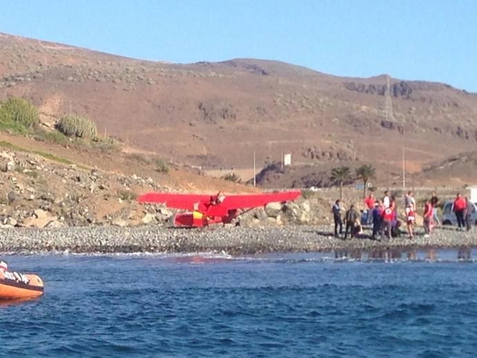 Cae una avioneta cerca de la Playa de Tarajalillo