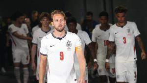 DALLAS, TEXAS - JUNE 17: (EDITORS NOTE: This image has been digitally enhanced) Harry Kane #9 of England leads his team out during the FIFA World Cup 2026 Group L match between England and Croatia at Dallas Stadium on June 17, 2026 in Dallas, United States. Charlotte Wilson/Getty Images/AFP (Photo by Charlotte Wilson / GETTY IMAGES NORTH AMERICA / Getty Images via AFP)