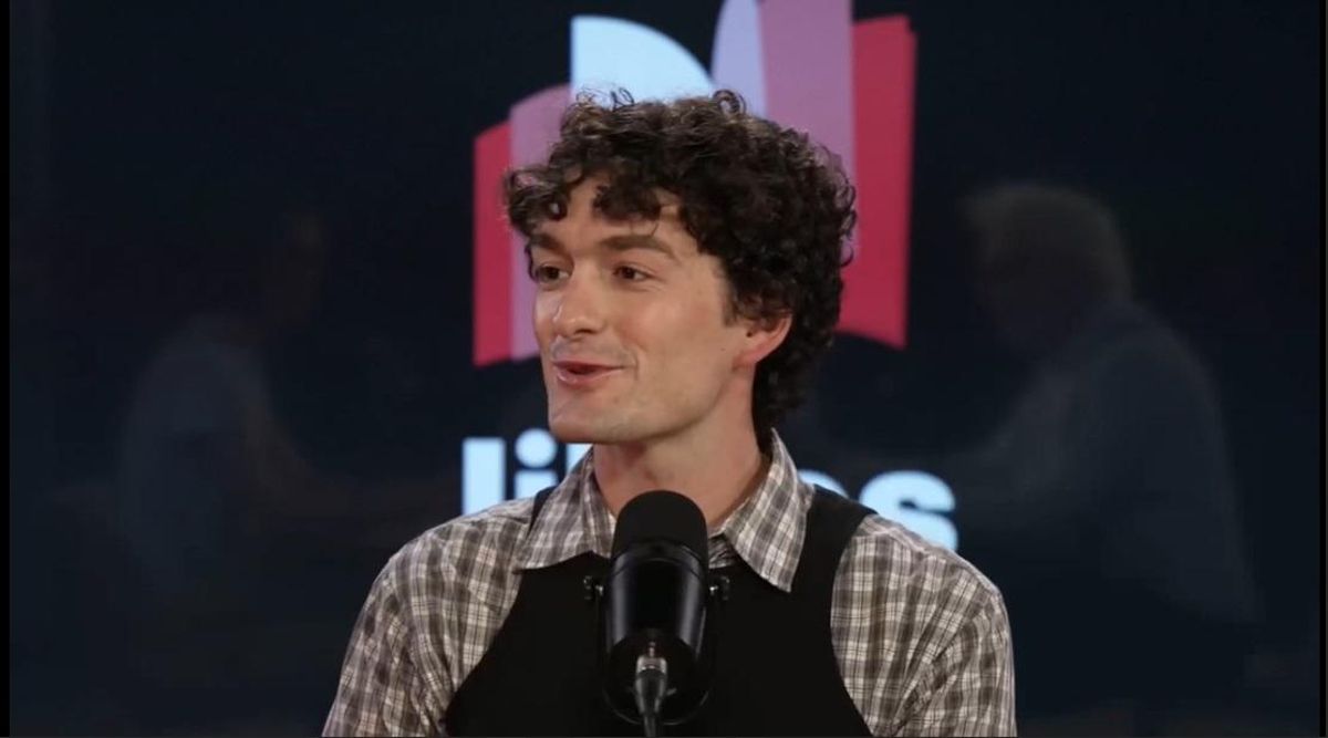 El escritor Pol Guasch en el videopodcast 'Libros y cosas'.