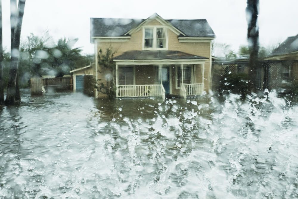 El huracán 'Harvey' deja ya cinco muertos en Texas