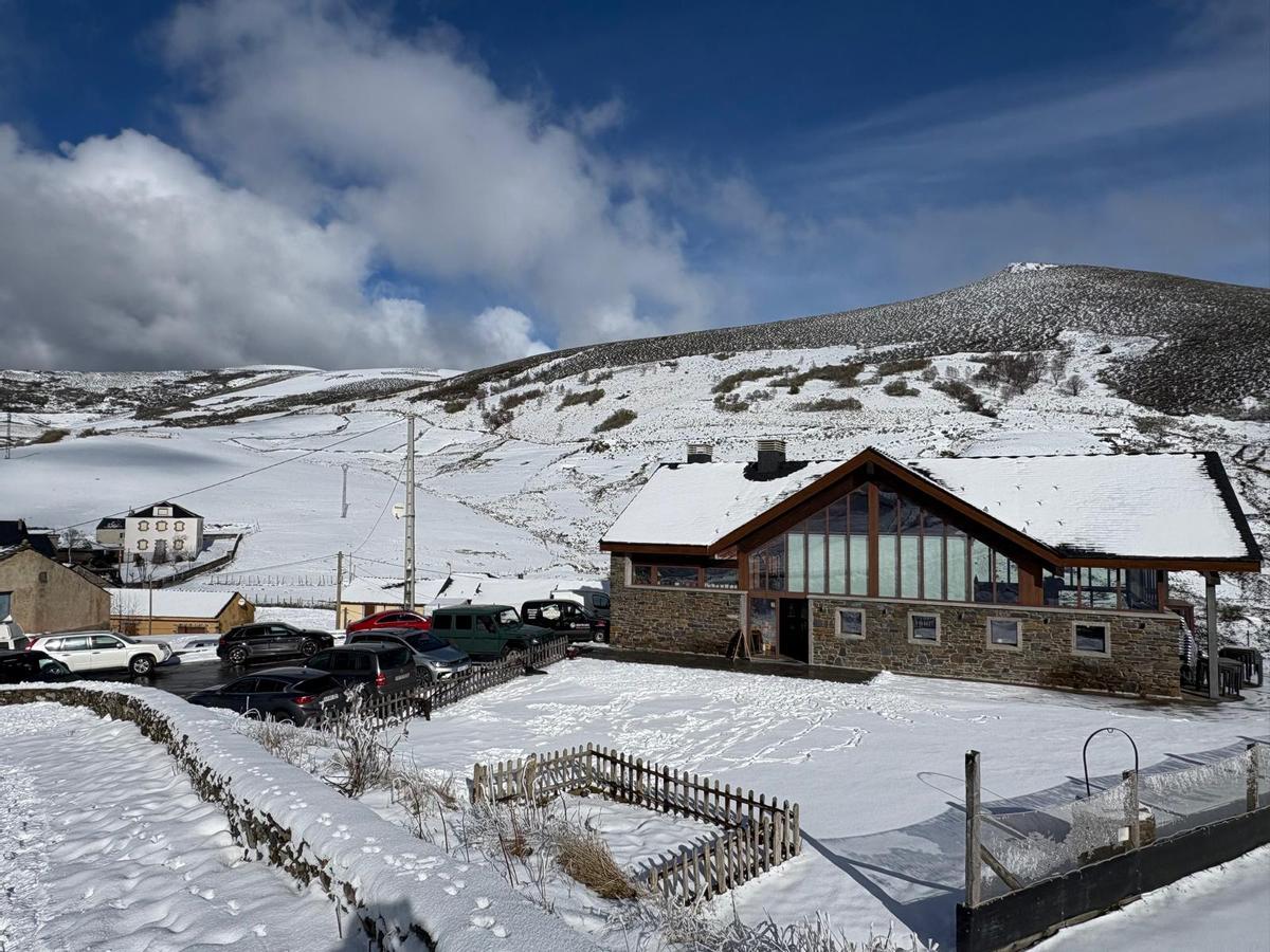 Una jornada de nieve y esquí en Leitariegos