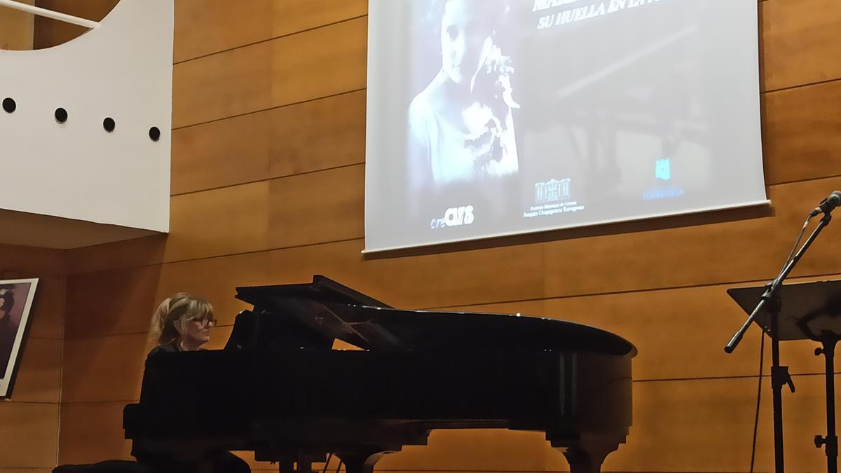 Homenaje a la figura de la pianista Maria Gil Vallejos