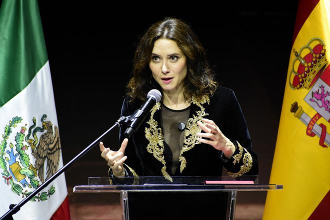 El Gobierno mantiene que Ayuso no comunicó ningún incidente ni pidió protección durante su viaje a México