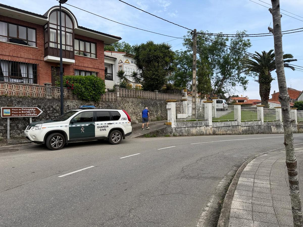 EN IMÁGENES: La Guardia Civil investiga la muerte de José María Úrculo en su casa de Celorio