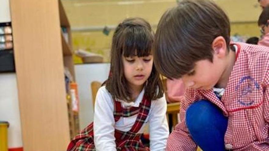 Educación innovadora y personalizada en Azaraque