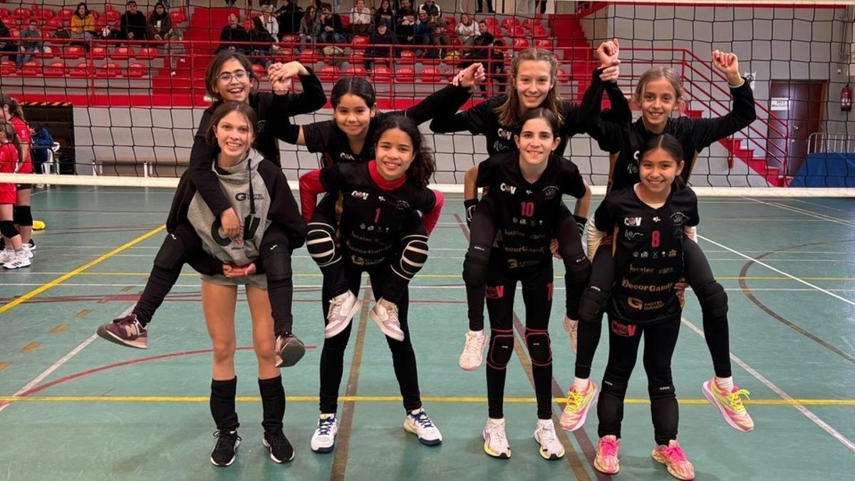 Las alevines del CV Arenas suman tres triunfos