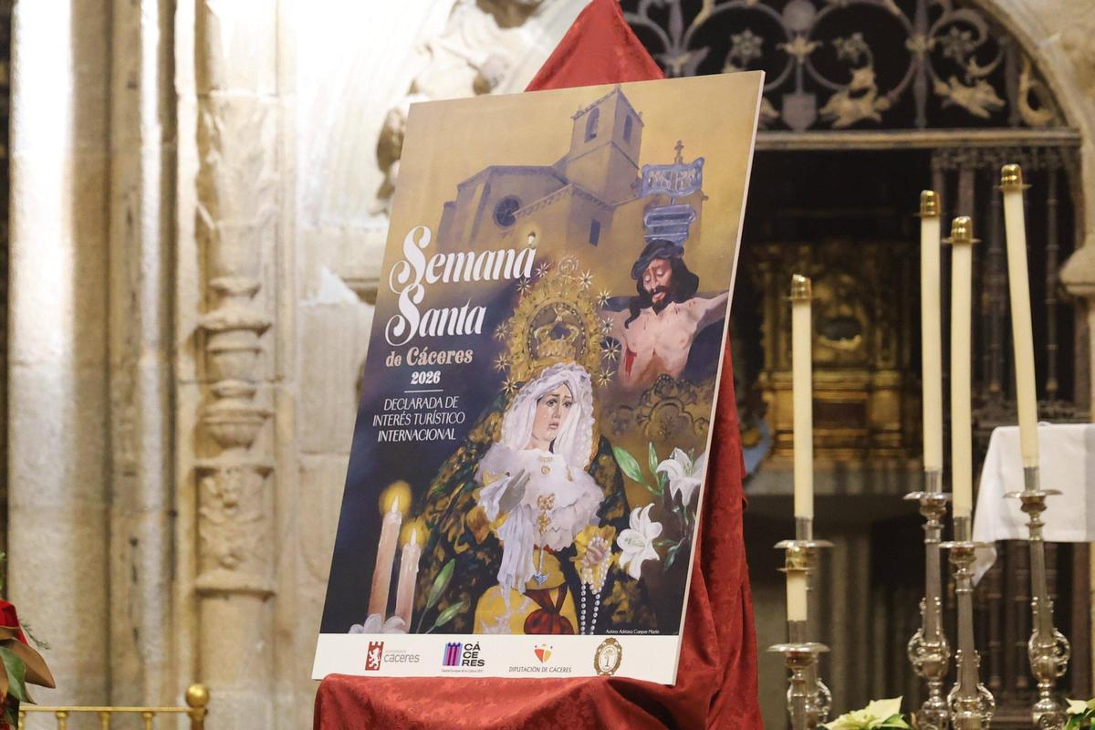 Fotogalería | Así se ha desarrollado la presentación del cartel de la Semana Santa de Cáceres