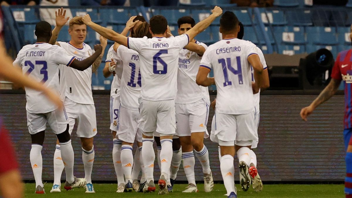 Celebrado triunfo de los jugadores del Madrid