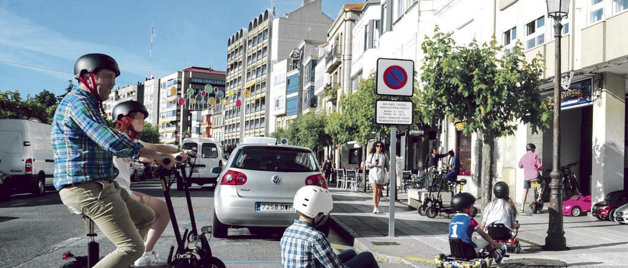 Conductores de patinetes eléctricos cruzan la carretera en Vilagarcía tal y como permite la ordenanza de circulación en vigor.  // Iñaki Abella