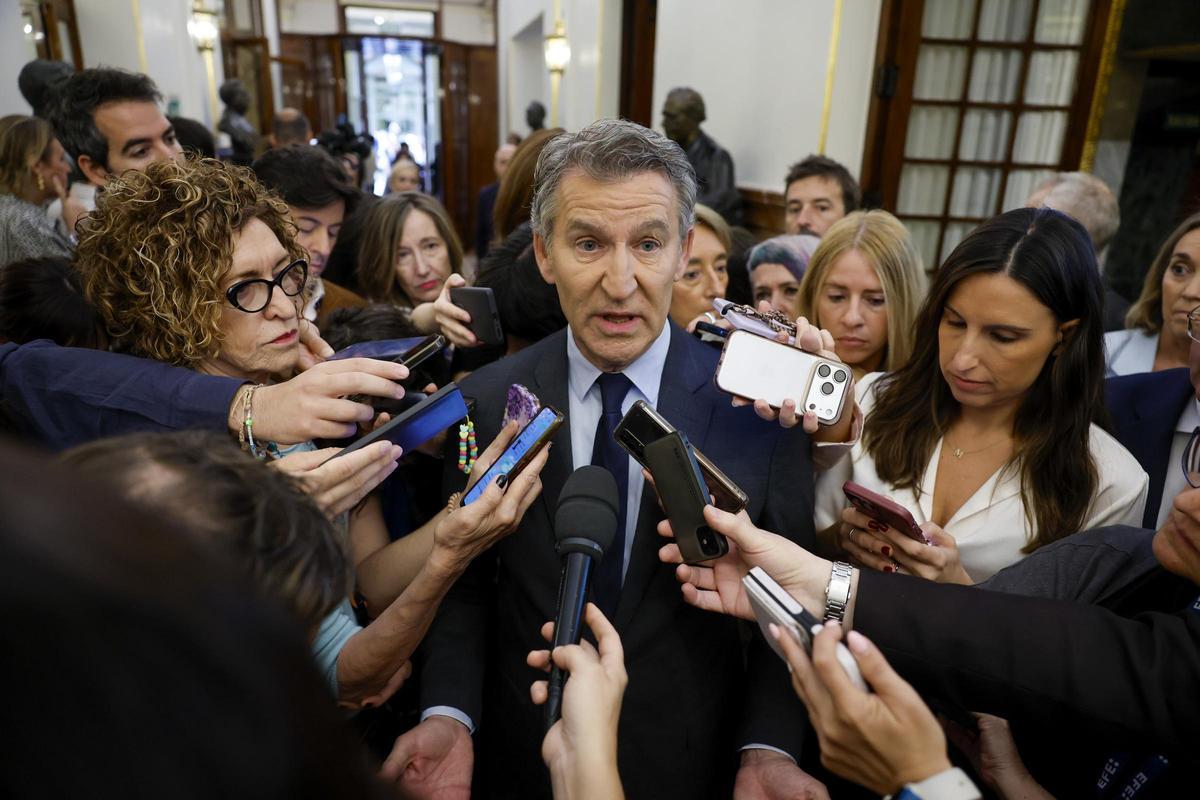 Feijóo parla d’una situació «agònica» pel registre de l’UCO a Ferraz i torna a instar els socis a trencar amb Sánchez