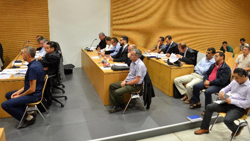 Los acusados durante el juicio.