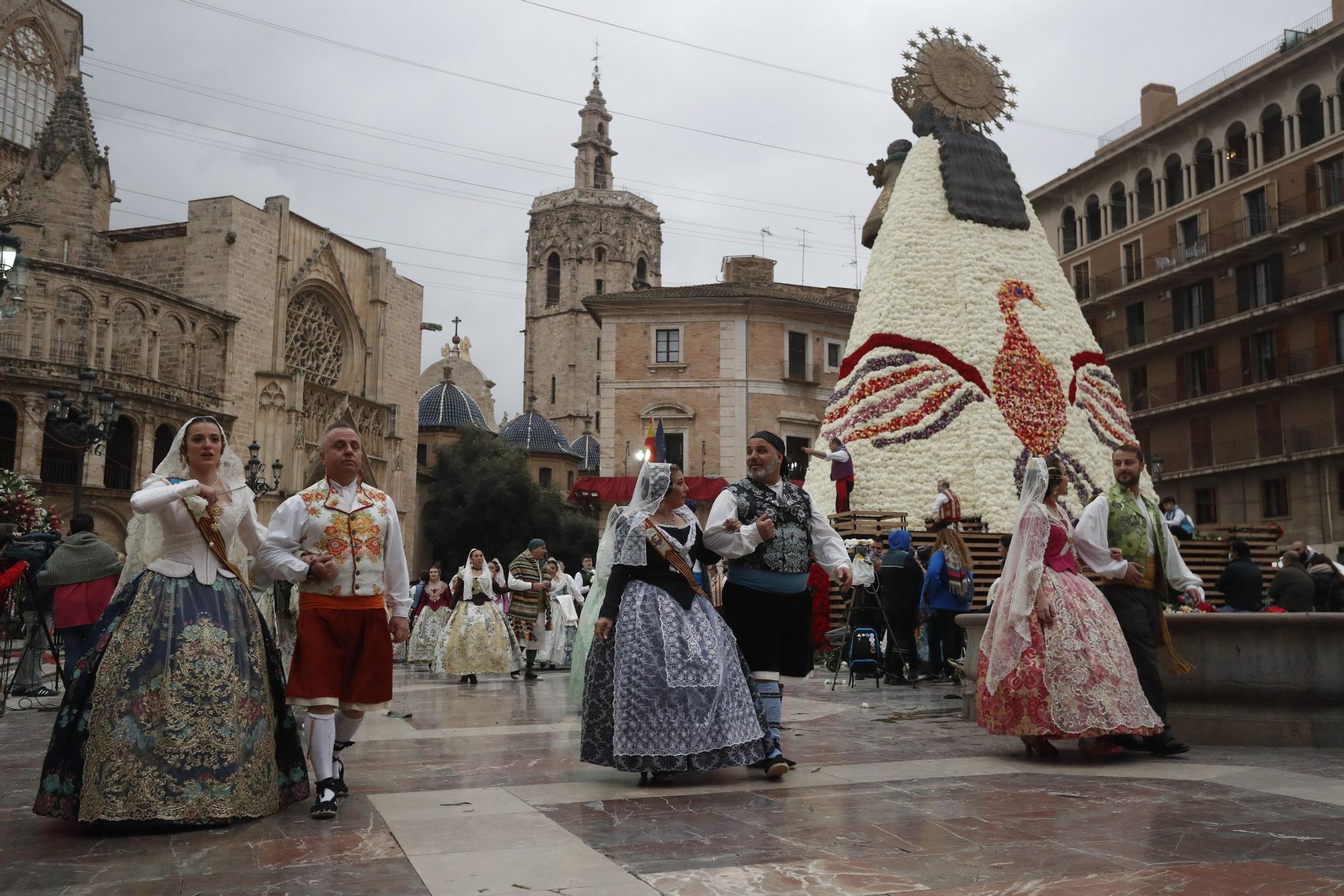 Búscate en el segundo día de ofrenda por la calle de la Paz (entre las 18:00 a las 19:00 horas)