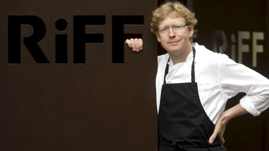 El chef y propietario del restaurante RiFF.