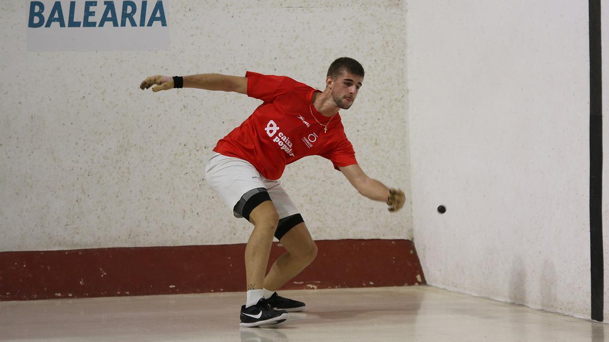 David de Xeraco és un dels jugadors que disputa el Trofeu Nadal