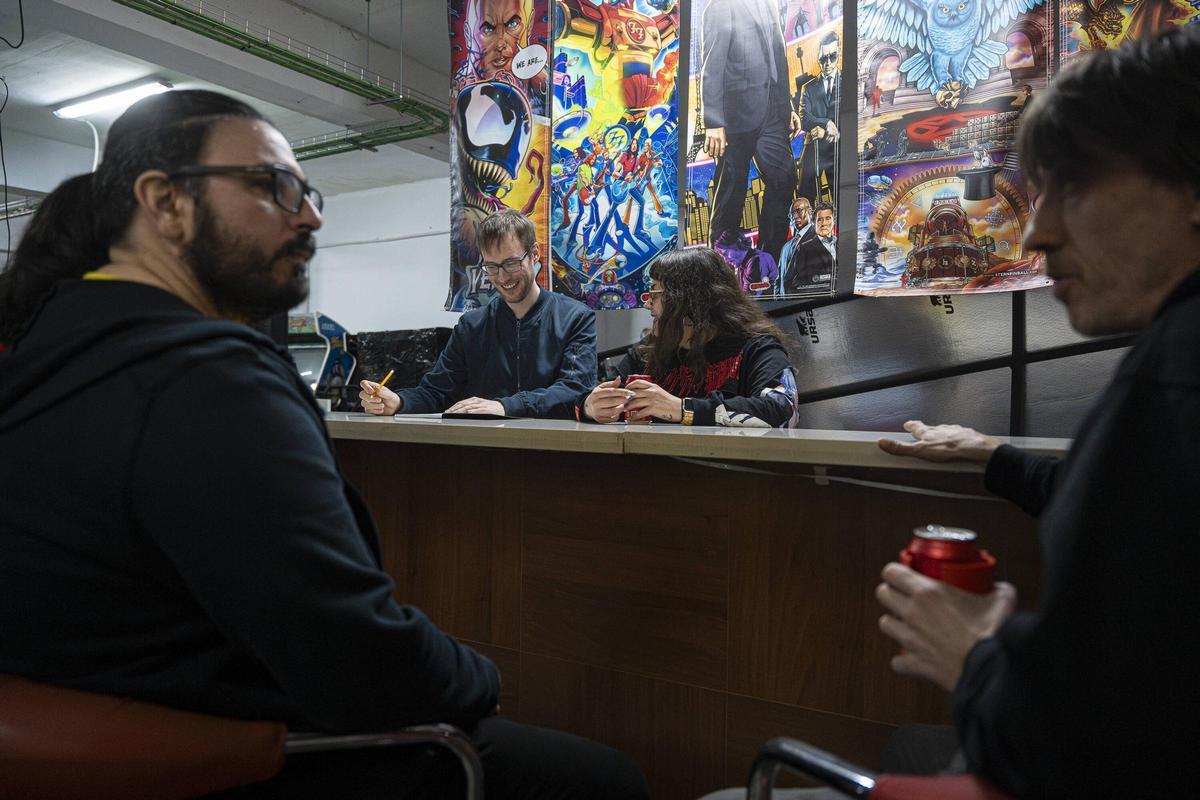 Así es la nueva sede de la asociación ARCADE en Esplugues: con 120 recreativas y medio centenar de pinballs