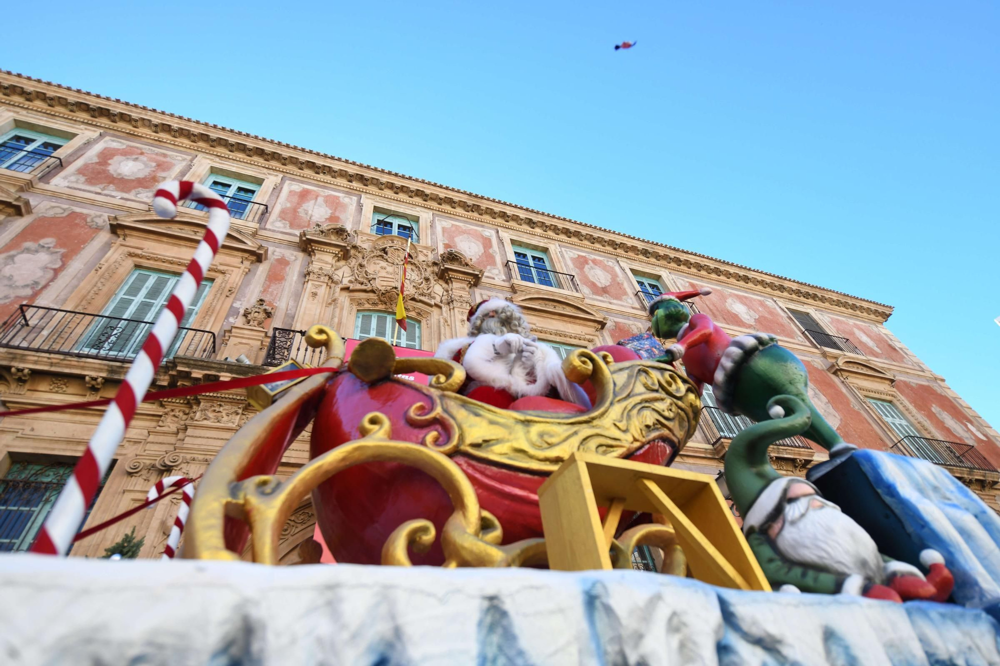 Las mejores imágenes del desfile de Papá Noel en Murcia