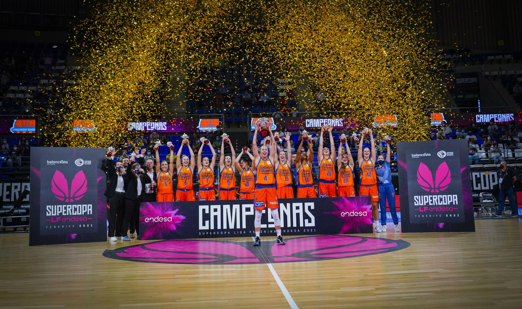 Final Supercopa LF Endesa Valencia Basket - Perfumerías Avenida
