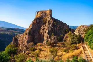 El balneario más deseado para una escapada de otoño se asoma a la Alpujarra