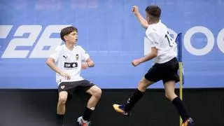 Un gol que dará la vuelta al mundo: Álvaro Mompó recuerda al mejor Piojo López y deslumbra en LaLiga FC Futures