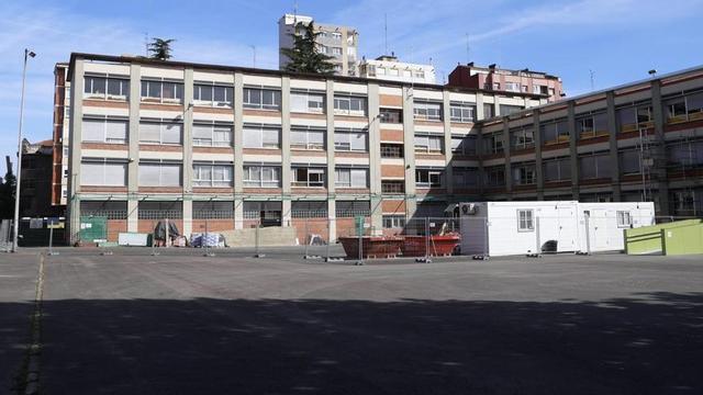 El colegio Rey Pelayo, ayer. | ÁNGEL GONZÁLEZ